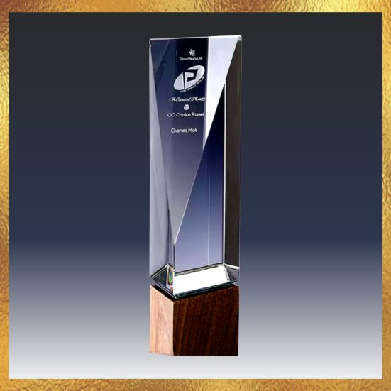 IWT 004 - Exclusive Crystal Wooden Trophy