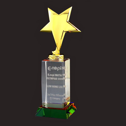 ICM 019 (Crystal) - Exclusive Crystal Star Trophy